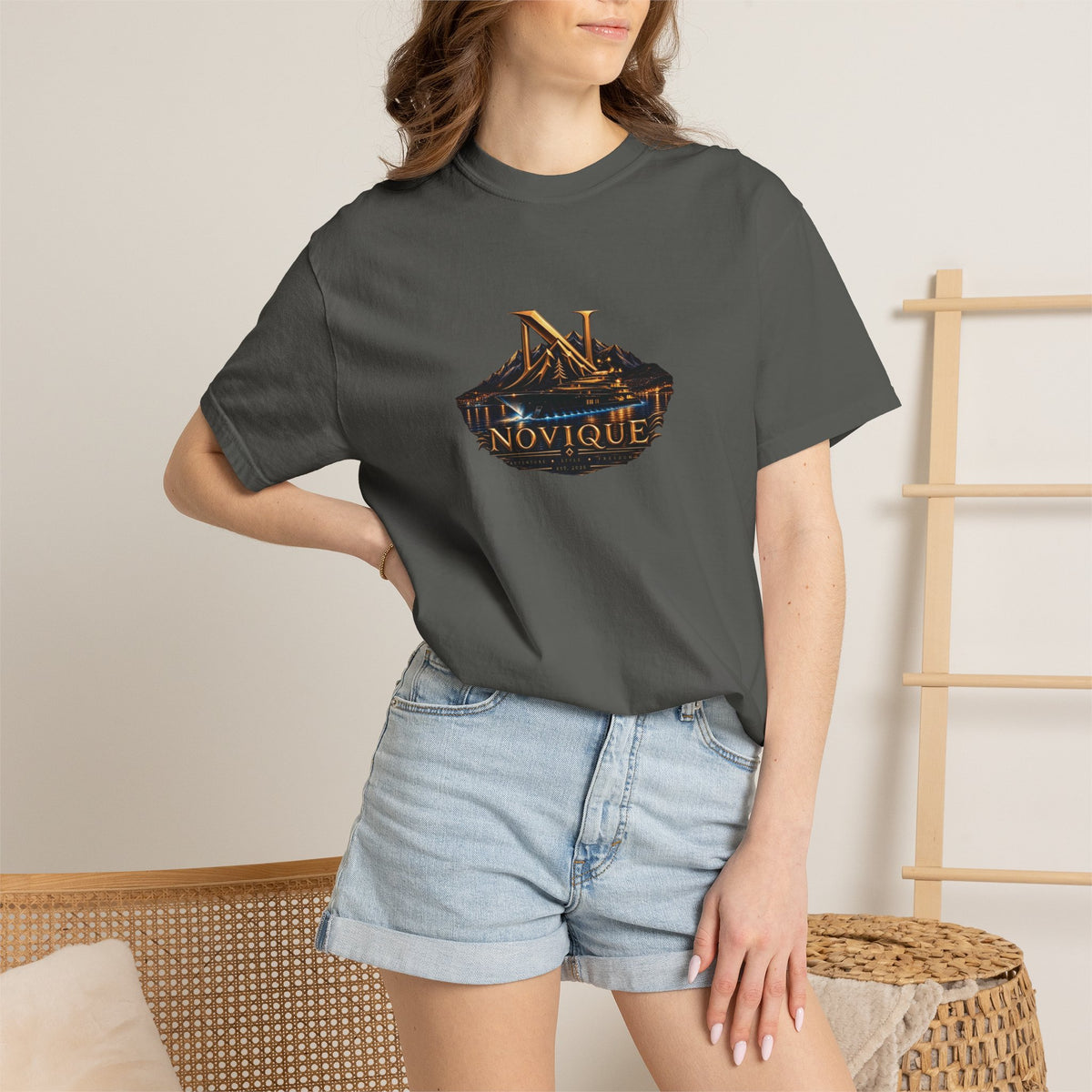 Novique Yacht T-Shirt — Vintage Mountain Crest Graphic Tee