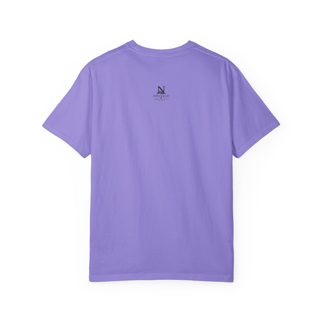 Novique Yacht T-Shirt — Vintage Mountain Crest Graphic Tee