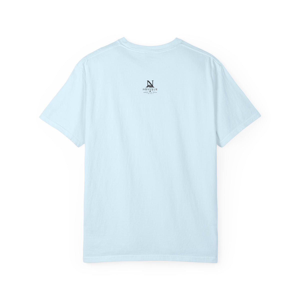 Novique Yacht T-Shirt — Vintage Mountain Crest Graphic Tee