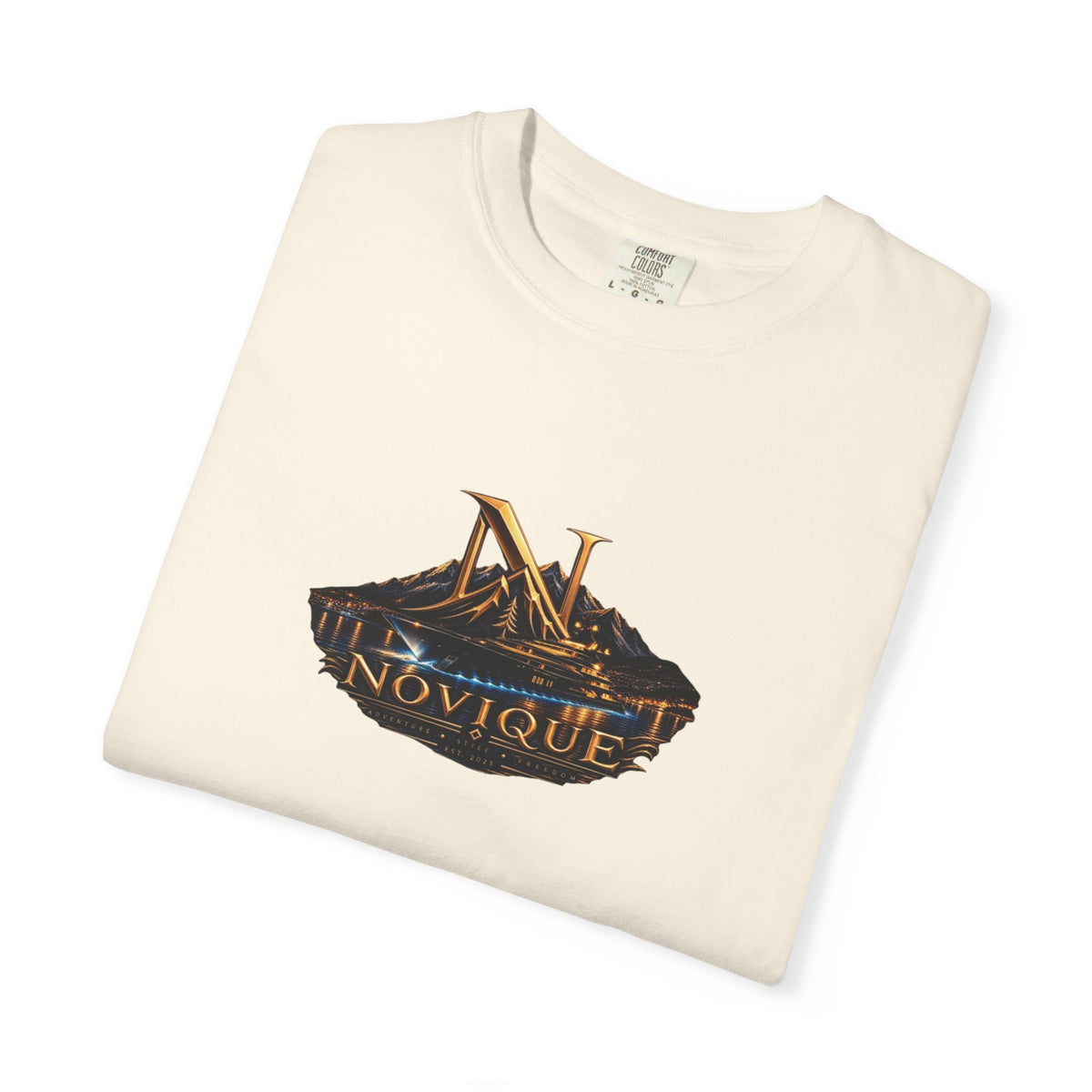 Novique Yacht T-Shirt — Vintage Mountain Crest Graphic Tee