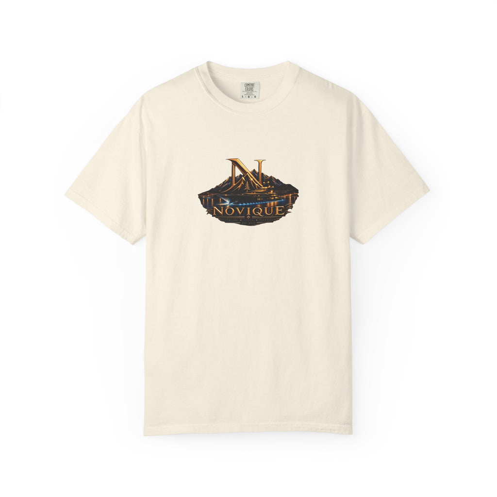 Novique Yacht T-Shirt — Vintage Mountain Crest Graphic Tee