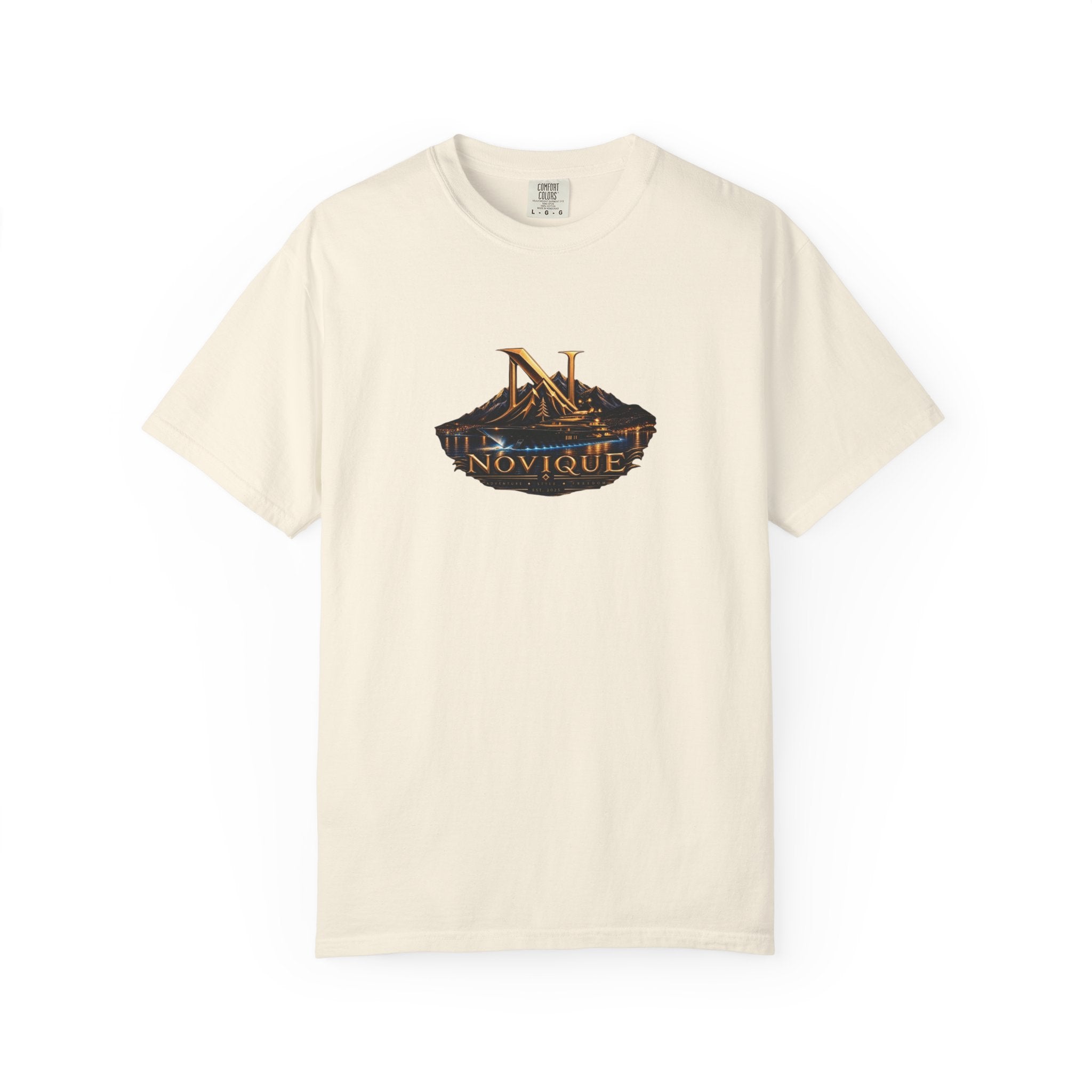 Novique Yacht T-Shirt — Vintage Mountain Crest Graphic Tee