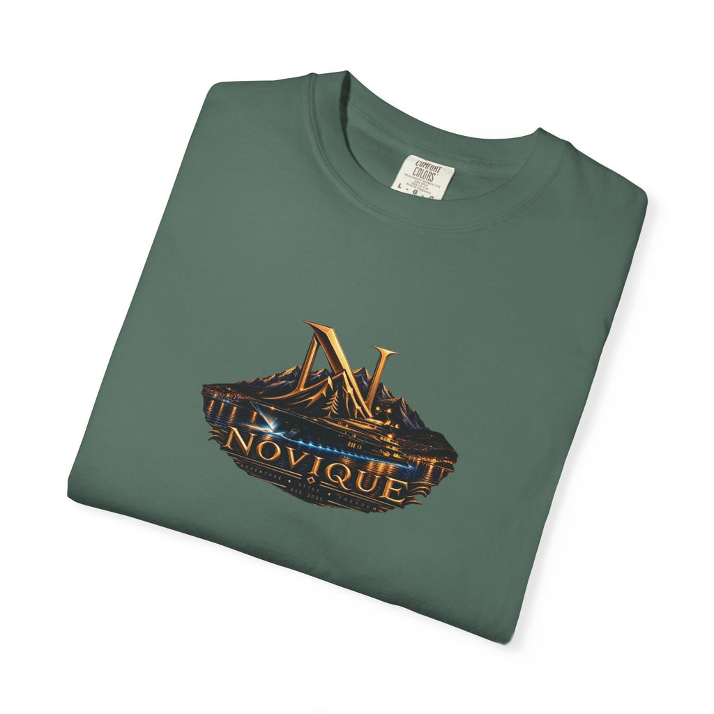 Novique Yacht T-Shirt — Vintage Mountain Crest Graphic Tee