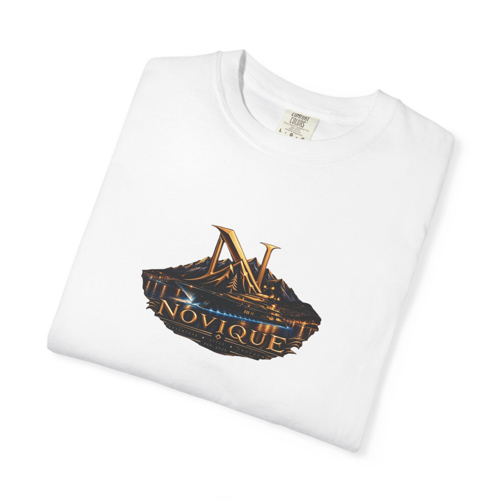 Novique Yacht T-Shirt — Vintage Mountain Crest Graphic Tee