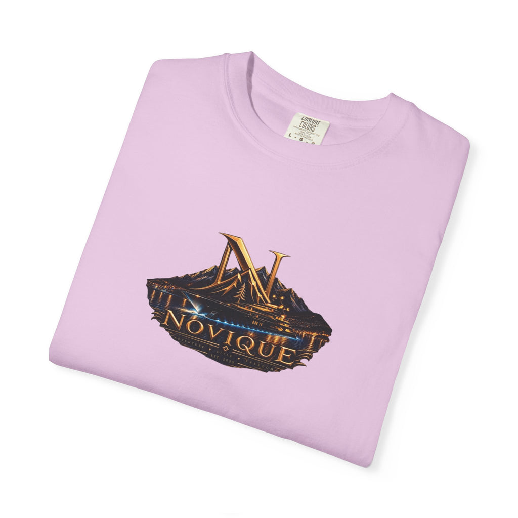 Novique Yacht T-Shirt — Vintage Mountain Crest Graphic Tee