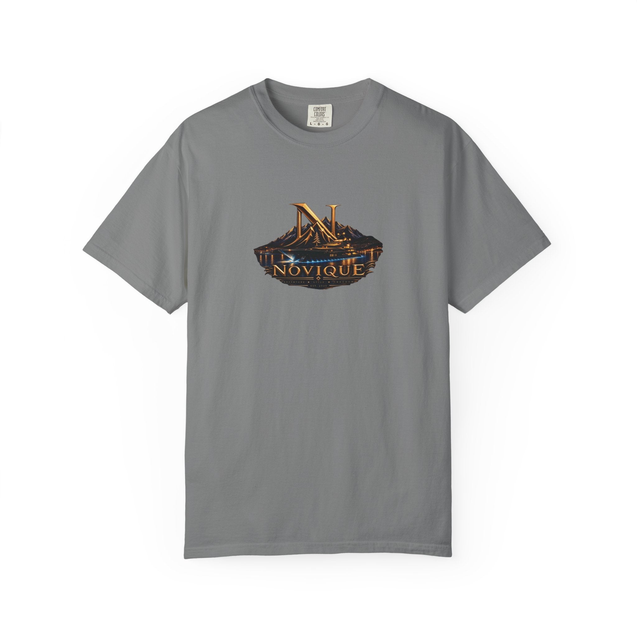 Novique Yacht T-Shirt — Vintage Mountain Crest Graphic Tee