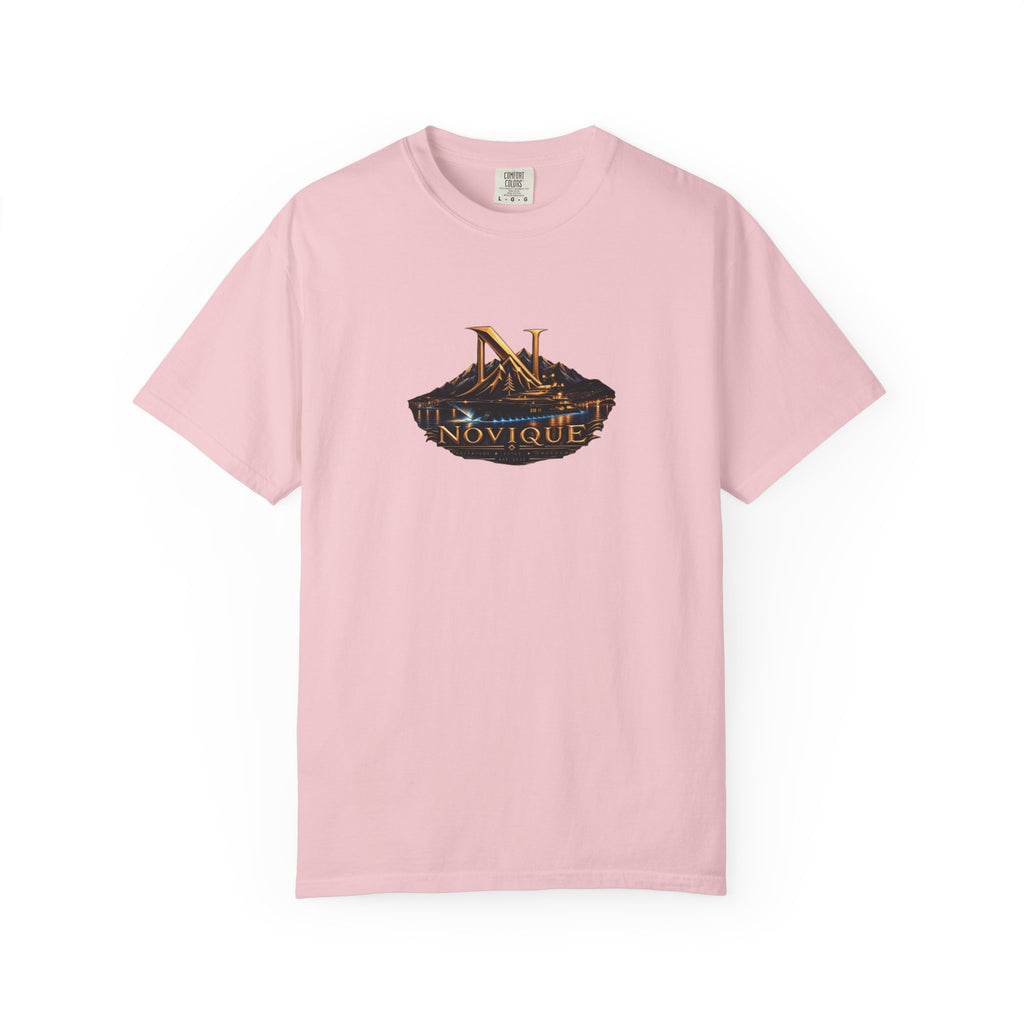 Novique Yacht T-Shirt — Vintage Mountain Crest Graphic Tee