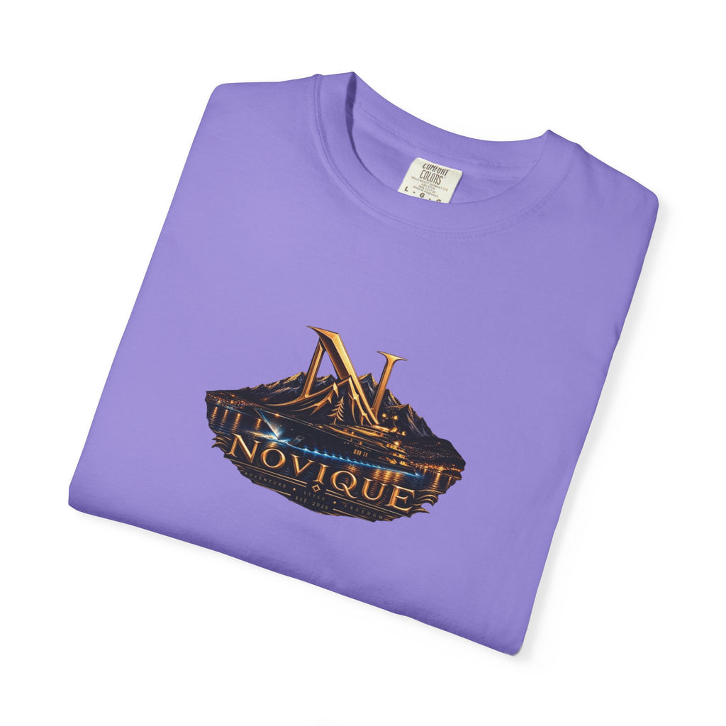 Novique Yacht T-Shirt — Vintage Mountain Crest Graphic Tee