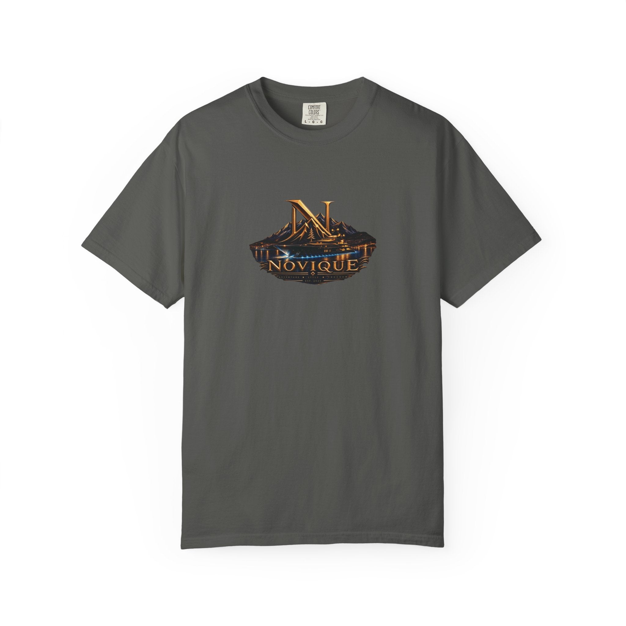 Novique Yacht T-Shirt — Vintage Mountain Crest Graphic Tee