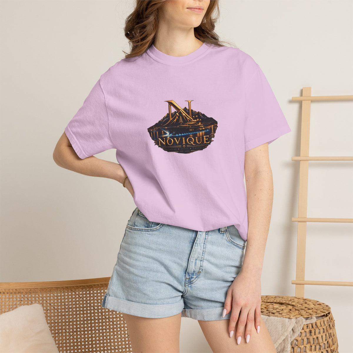 Novique Yacht T-Shirt — Vintage Mountain Crest Graphic Tee