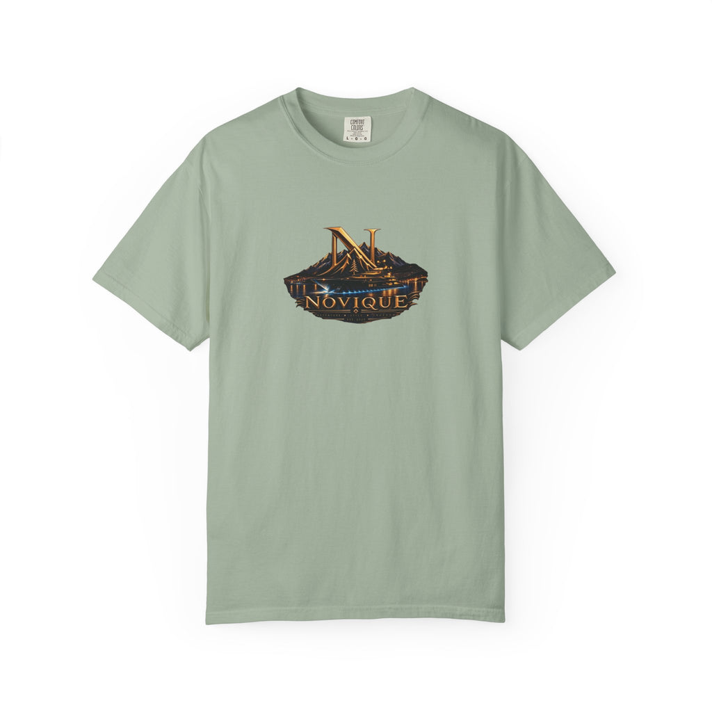 Novique Yacht T-Shirt — Vintage Mountain Crest Graphic Tee