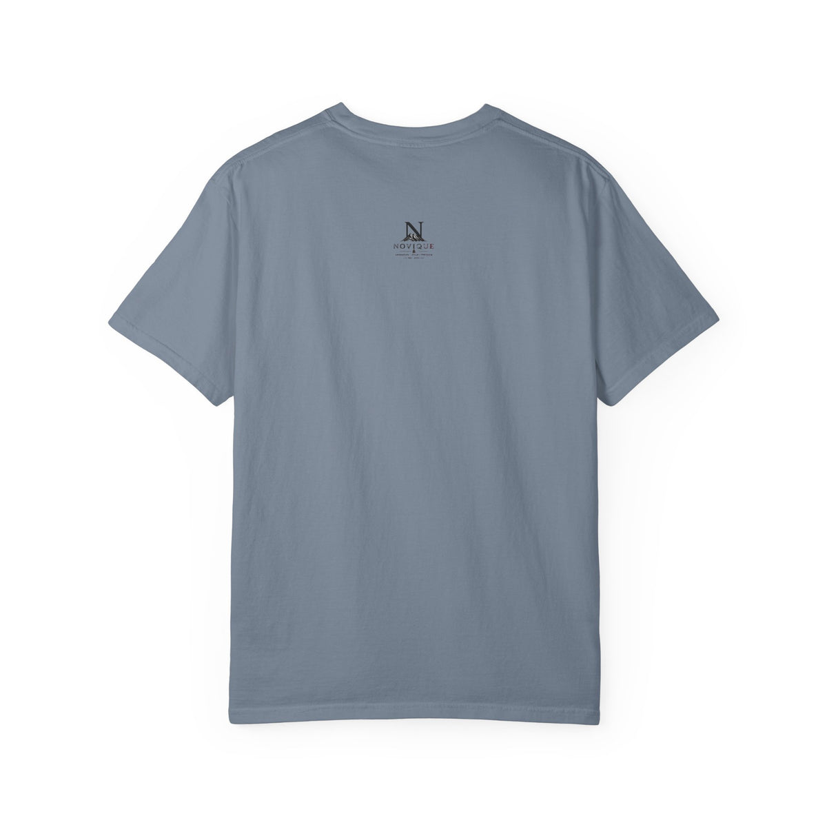 Novique Yacht T-Shirt — Vintage Mountain Crest Graphic Tee