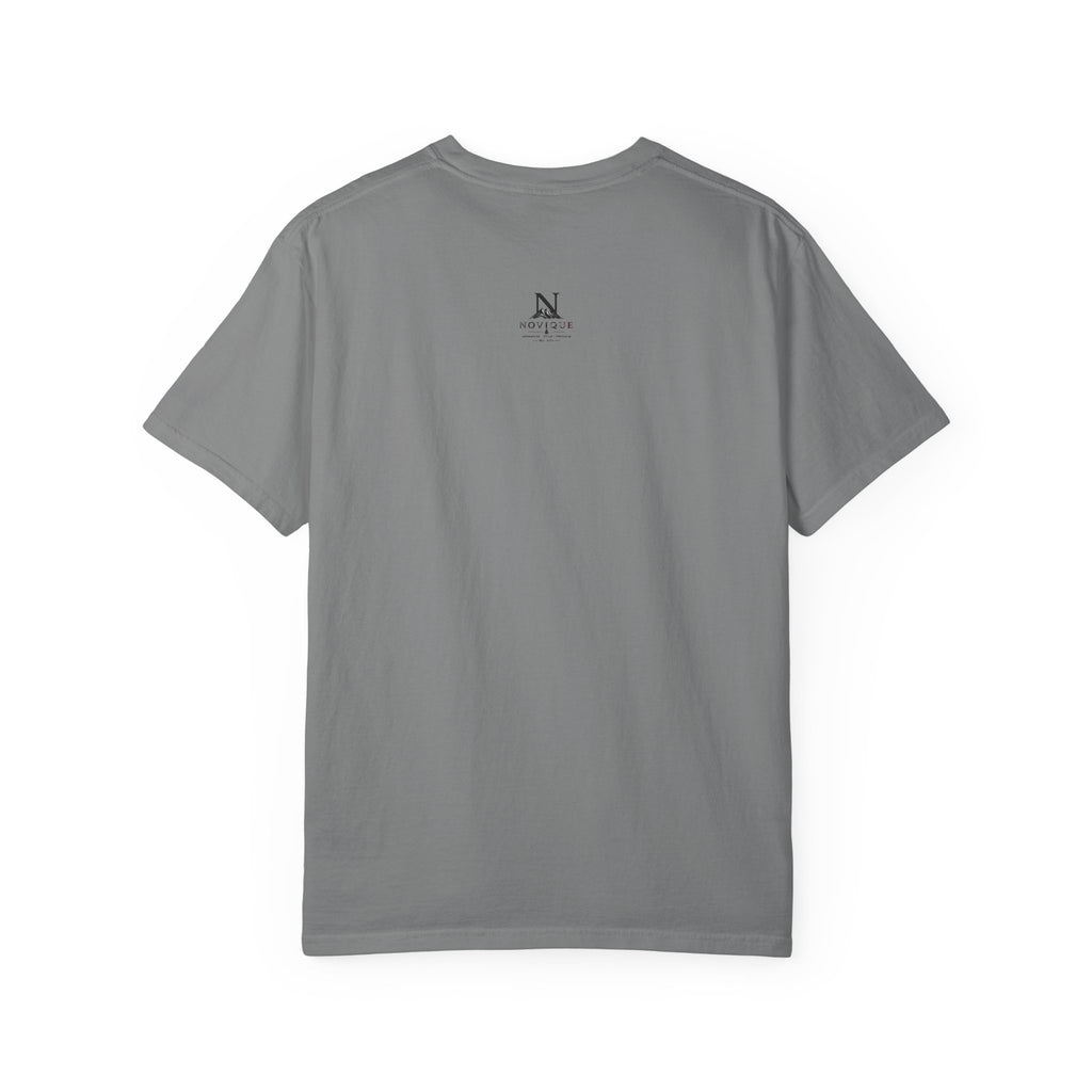 Novique Yacht T-Shirt — Vintage Mountain Crest Graphic Tee